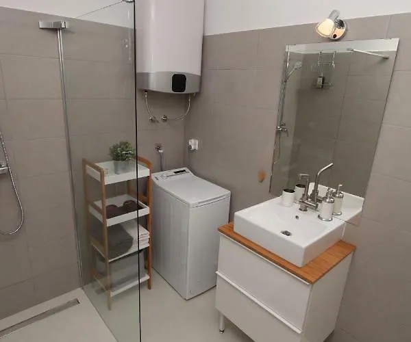 Lavanda **** * Podgreben